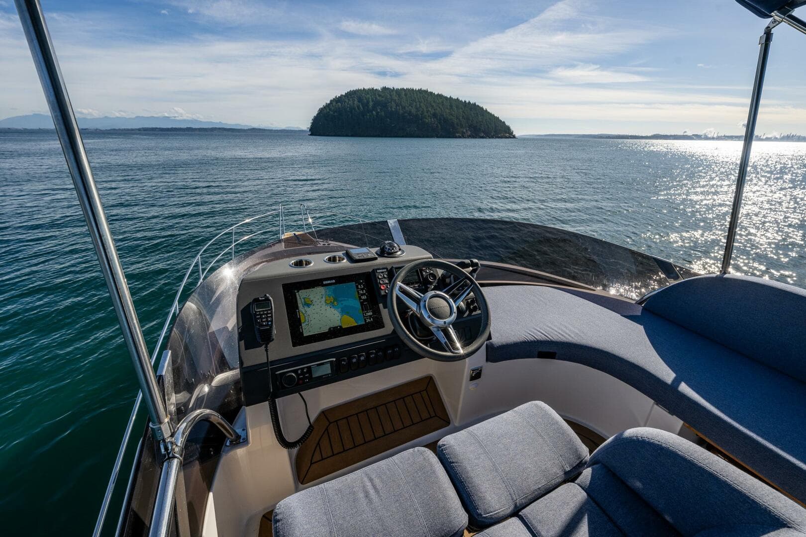 2023 Nimbus 405 Flybridge