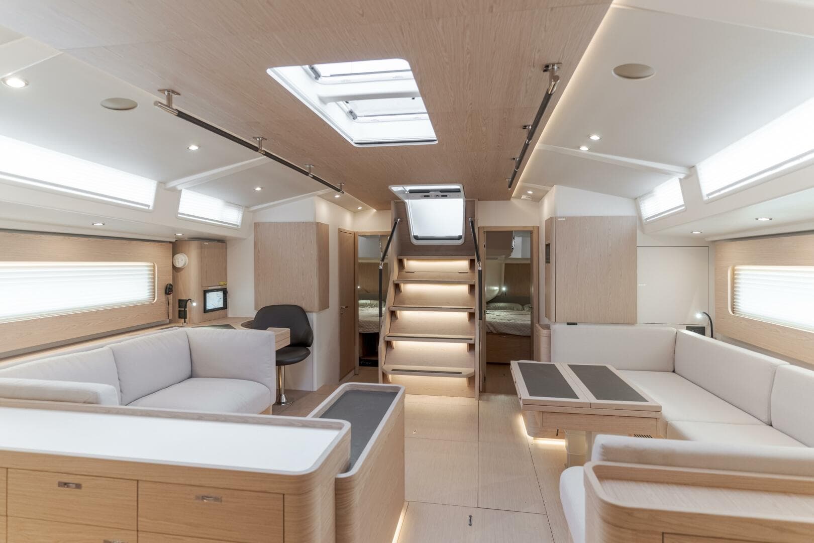 2023 Beneteau Oceanis Yacht 60