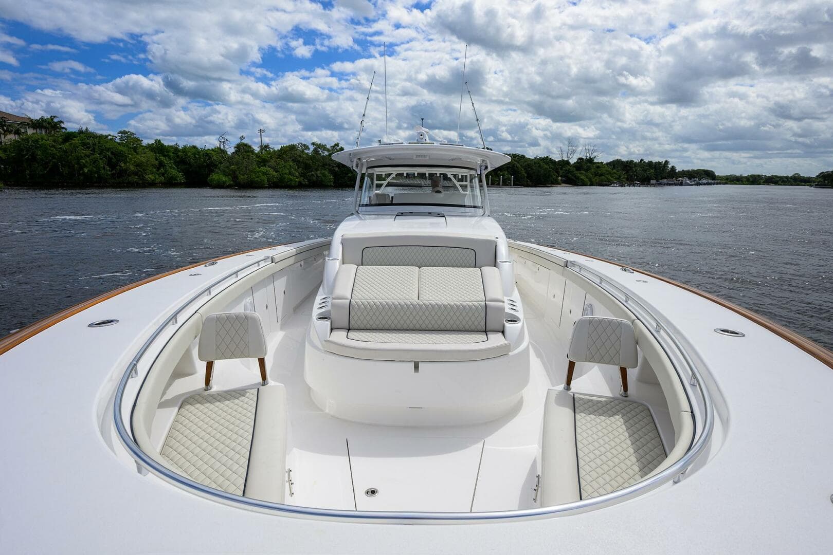 Valhalla 55 - LITTLE KEMOSABE - Forward Seating