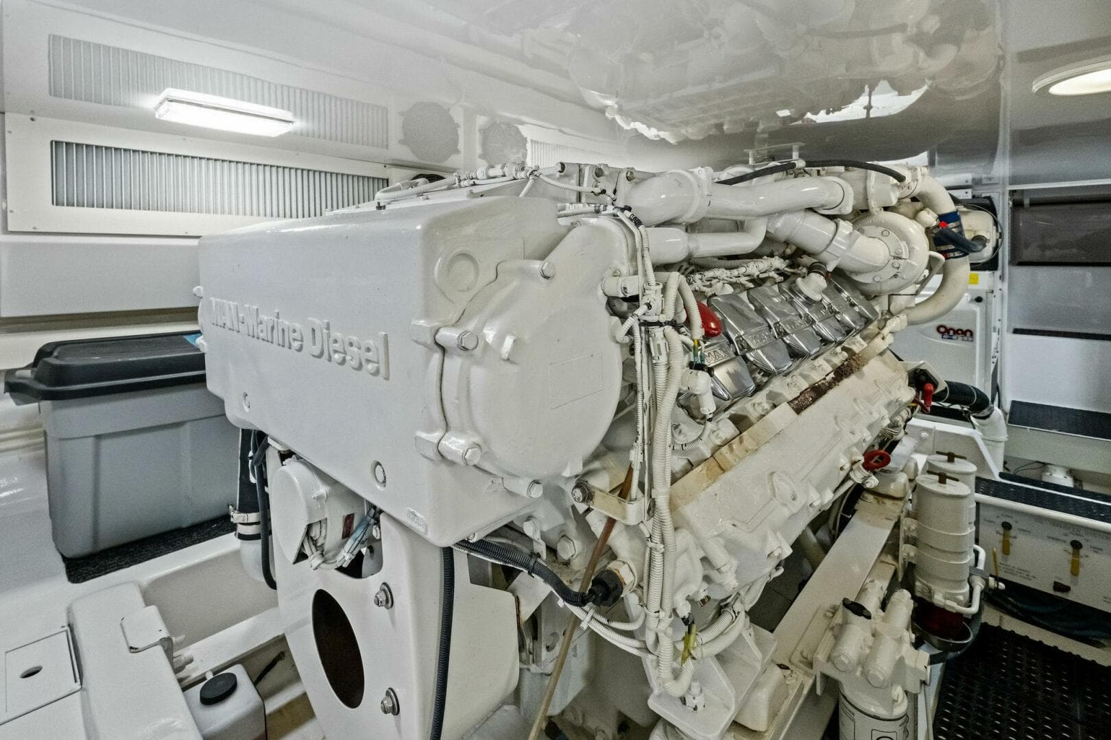 2006 Viking 56 Convertible SUMMER SALT