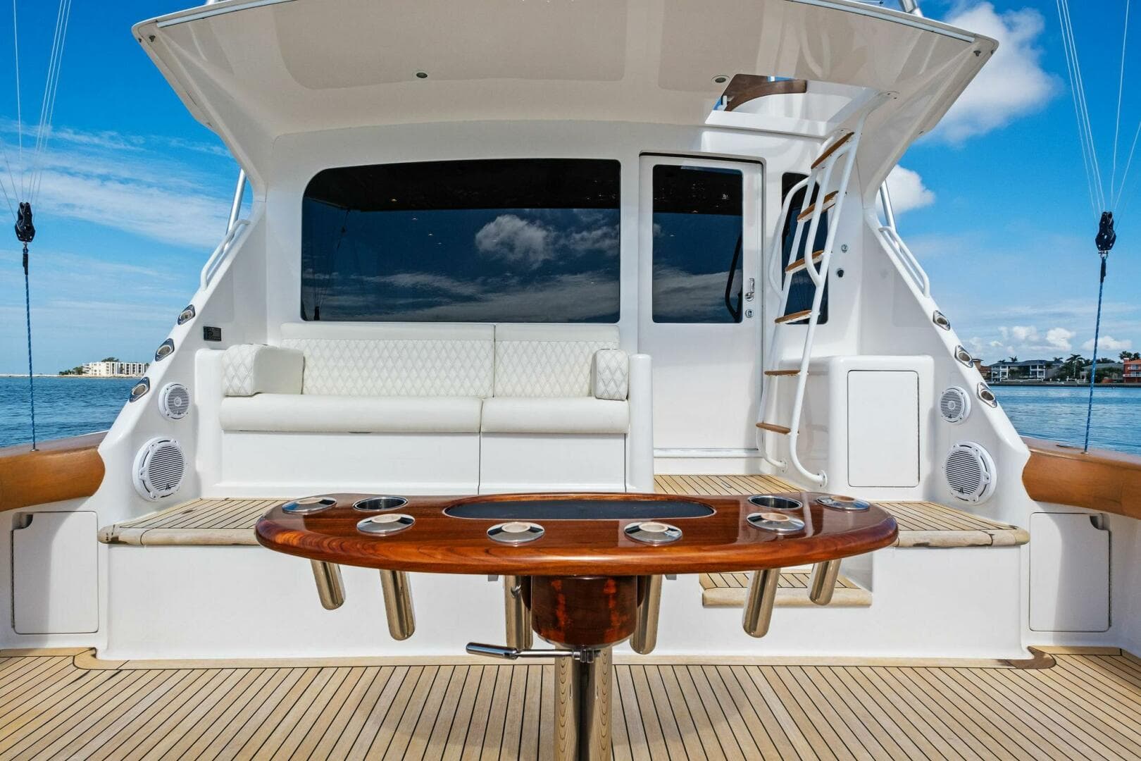 2006 Viking 56 Convertible SUMMER SALT