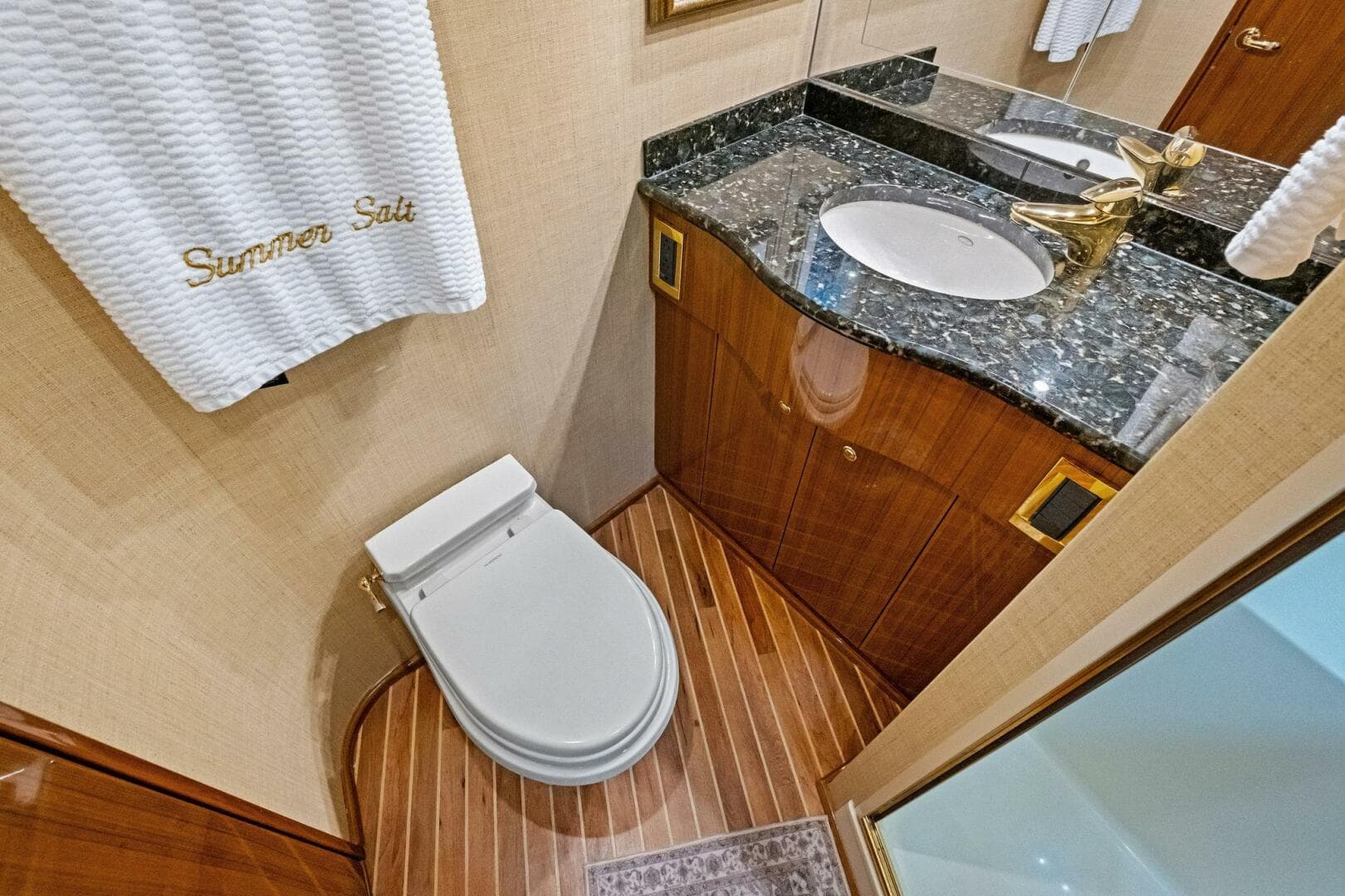 2006 Viking 56 Convertible SUMMER SALT