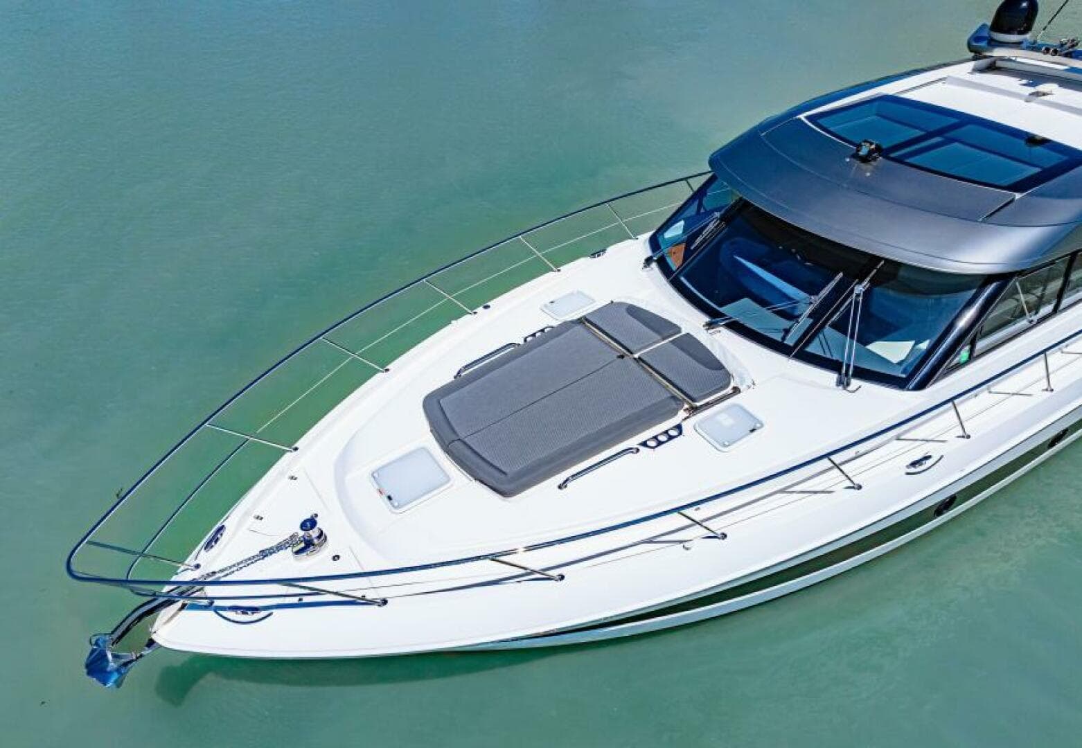 2022 Riviera 5400 Sport Yacht Platinum Edition