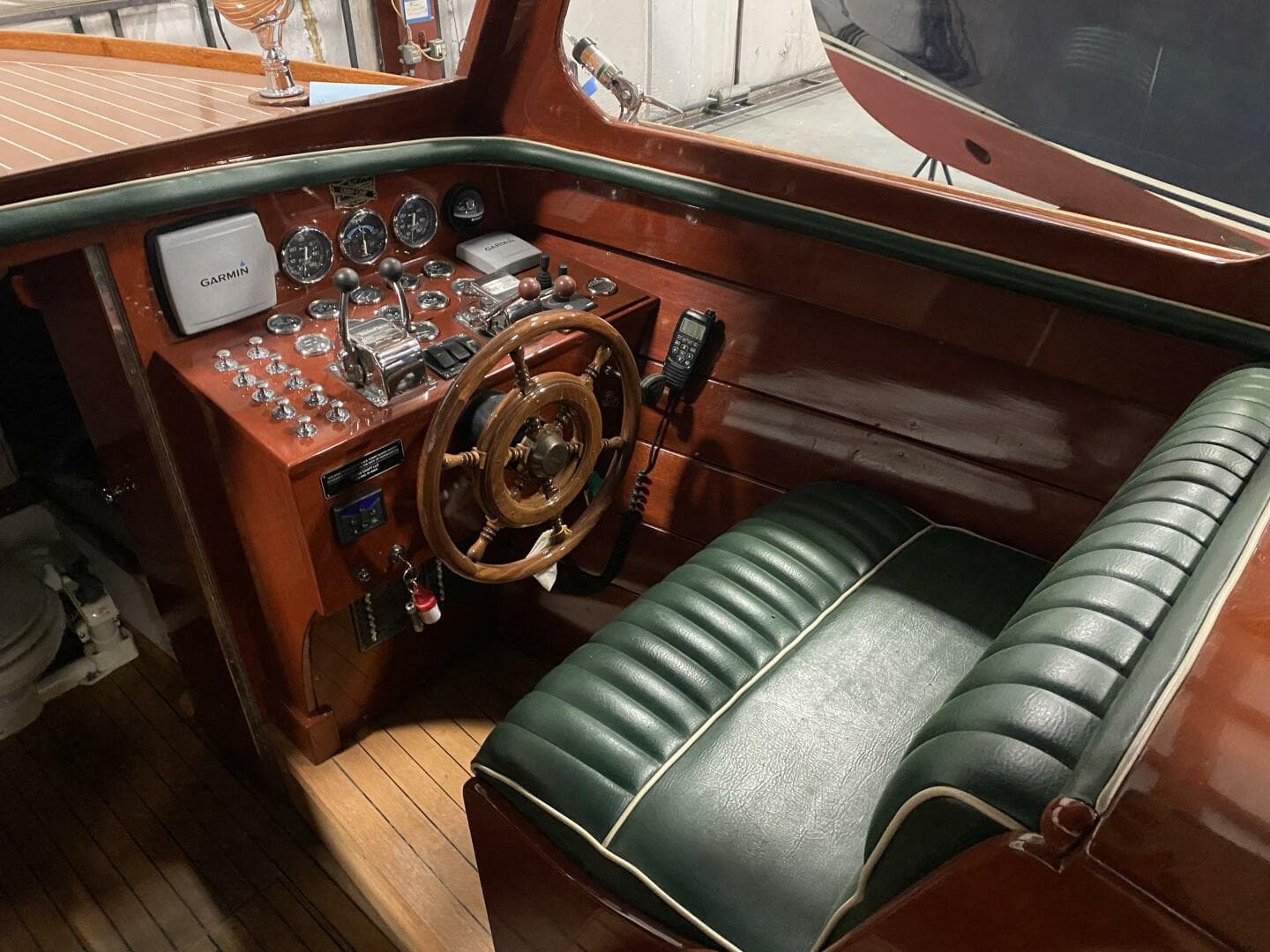 2010 Grand Craft 30 RS Anniversary Edition