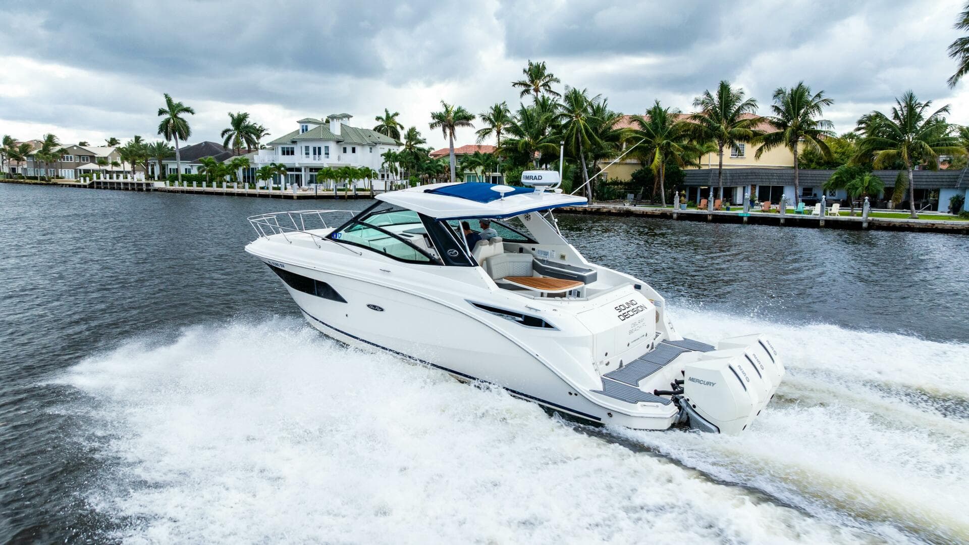 2021 Sea Ray Sundancer 32 Outboard