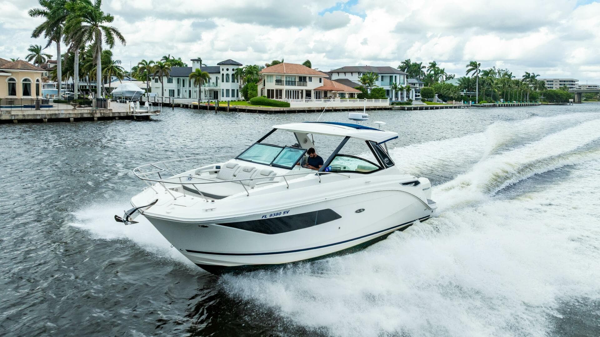 2021 Sea Ray Sundancer 32 Outboard