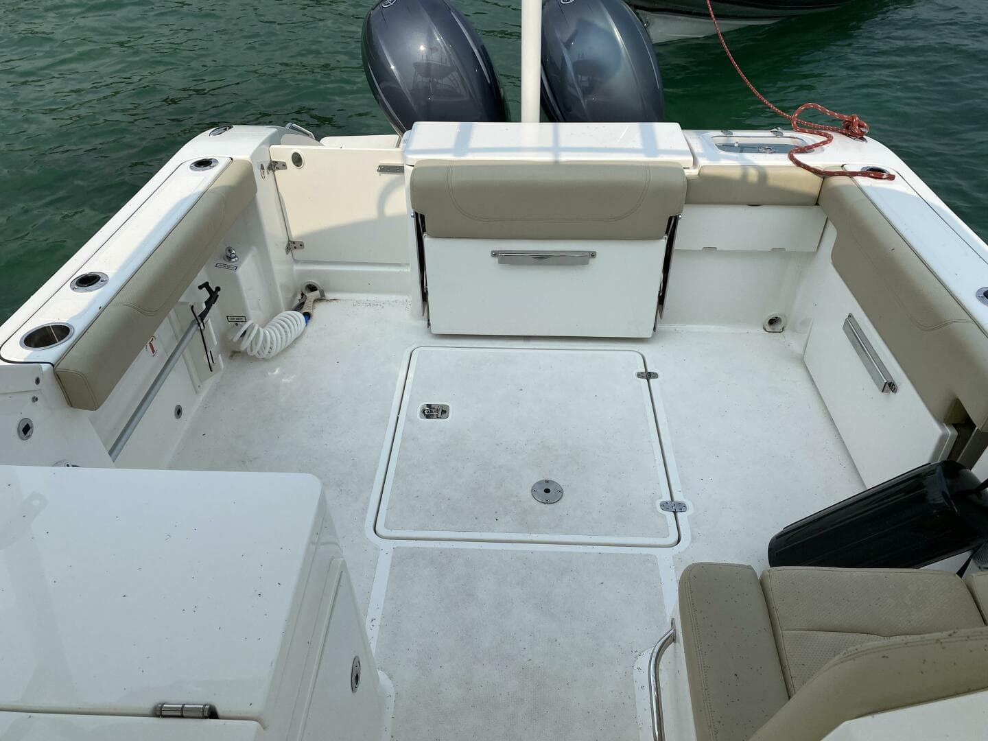 2021 Pursuit 266 Dual Console