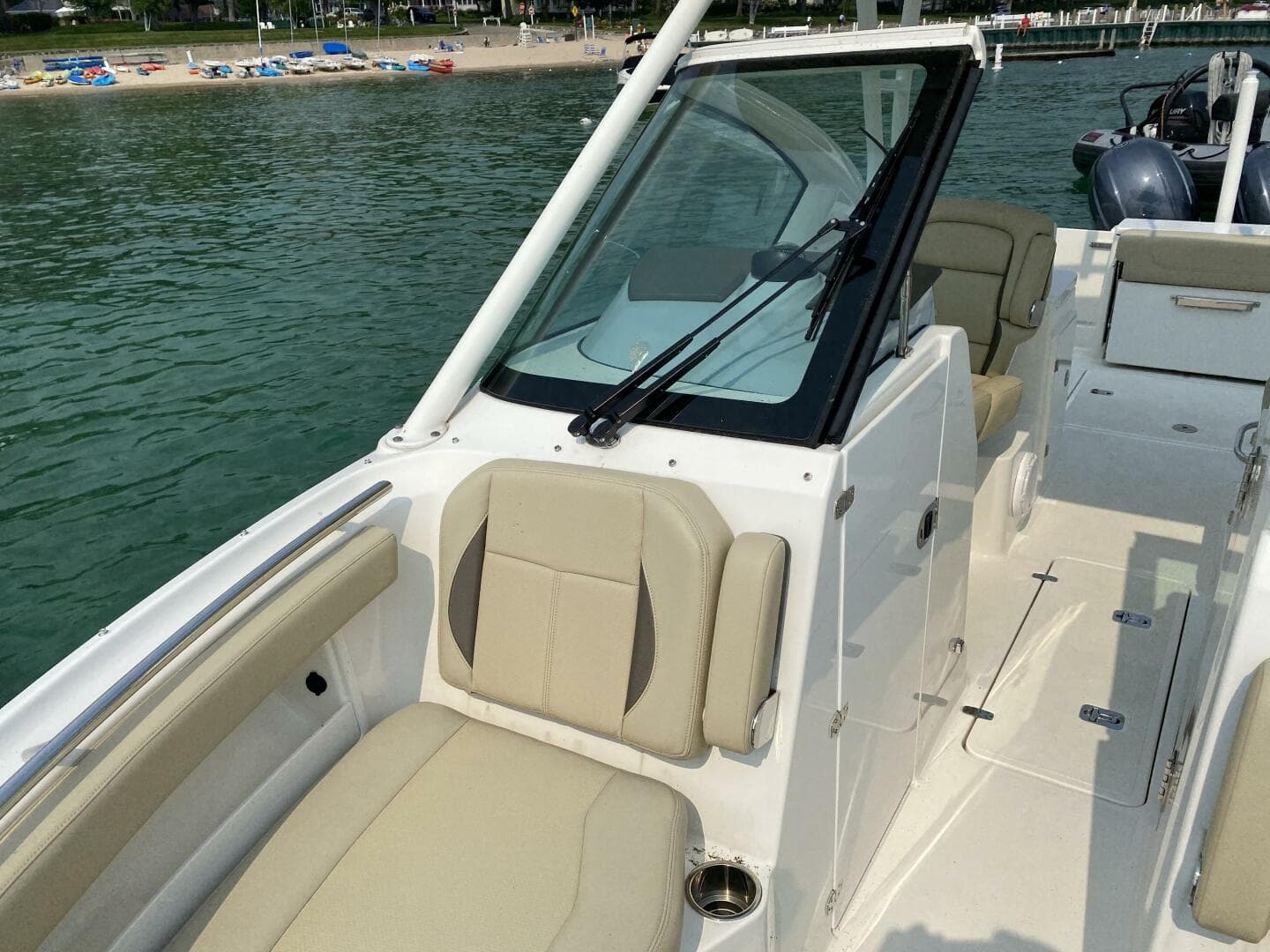 2021 Pursuit 266 Dual Console