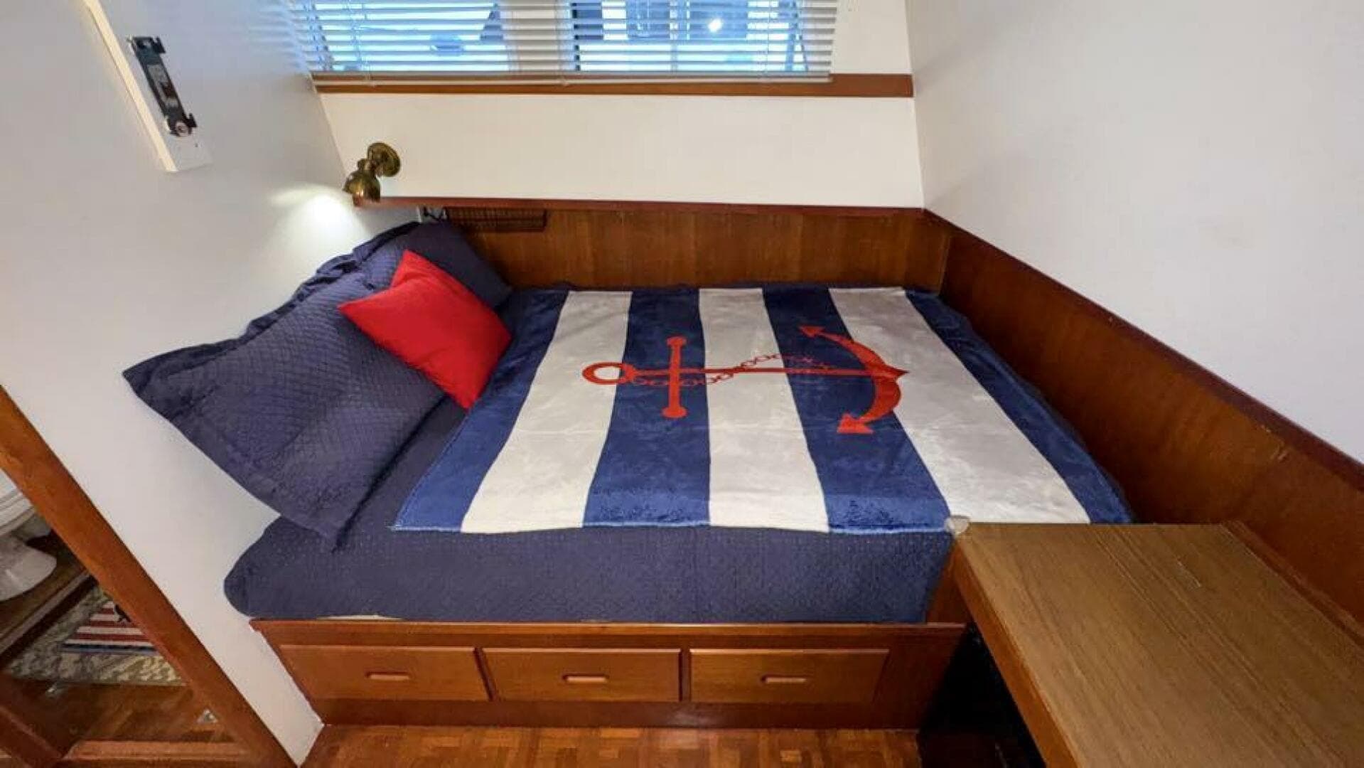 Aft Primary Stateroom 