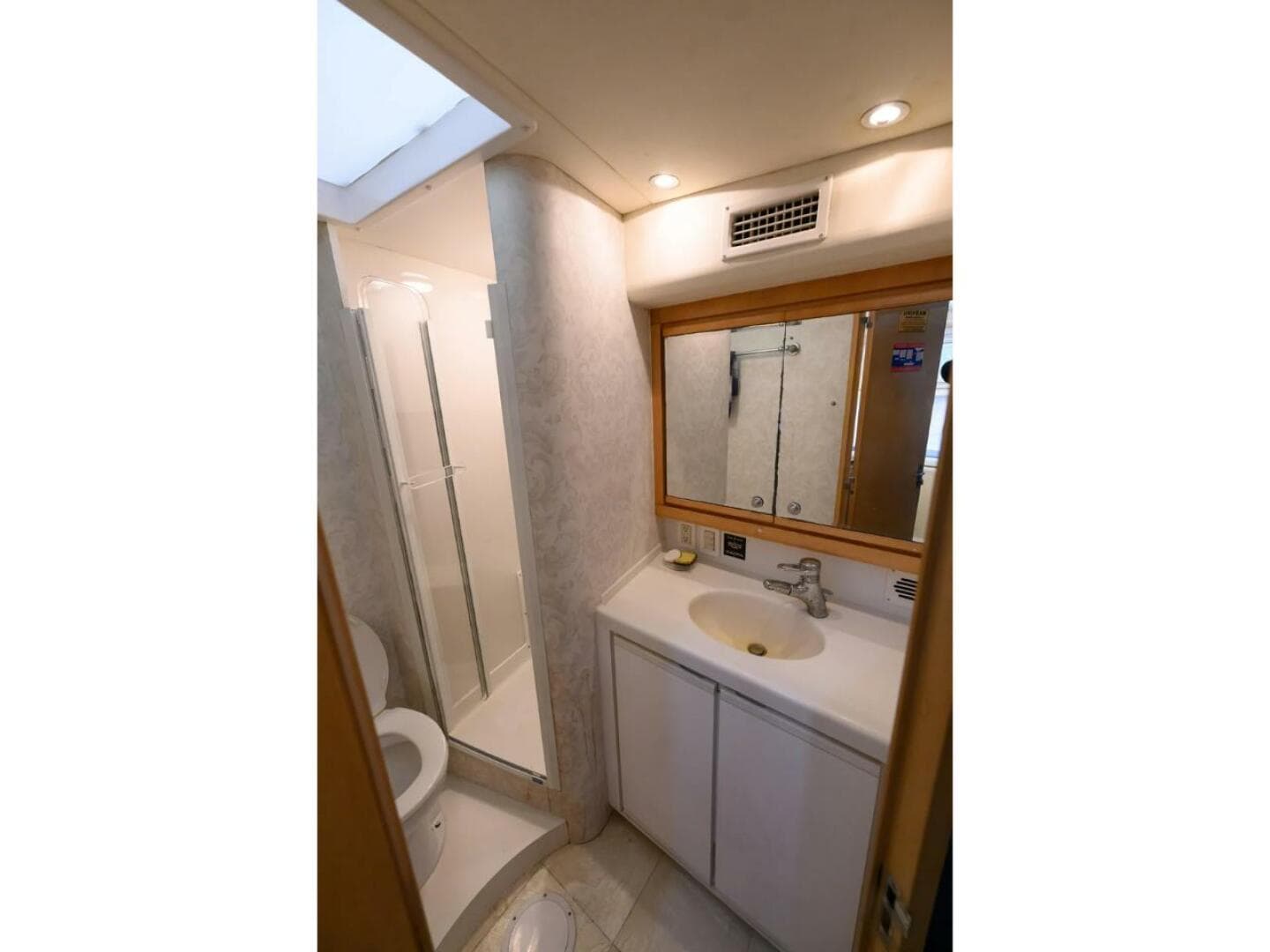 1998 Bertram 36 Moppie