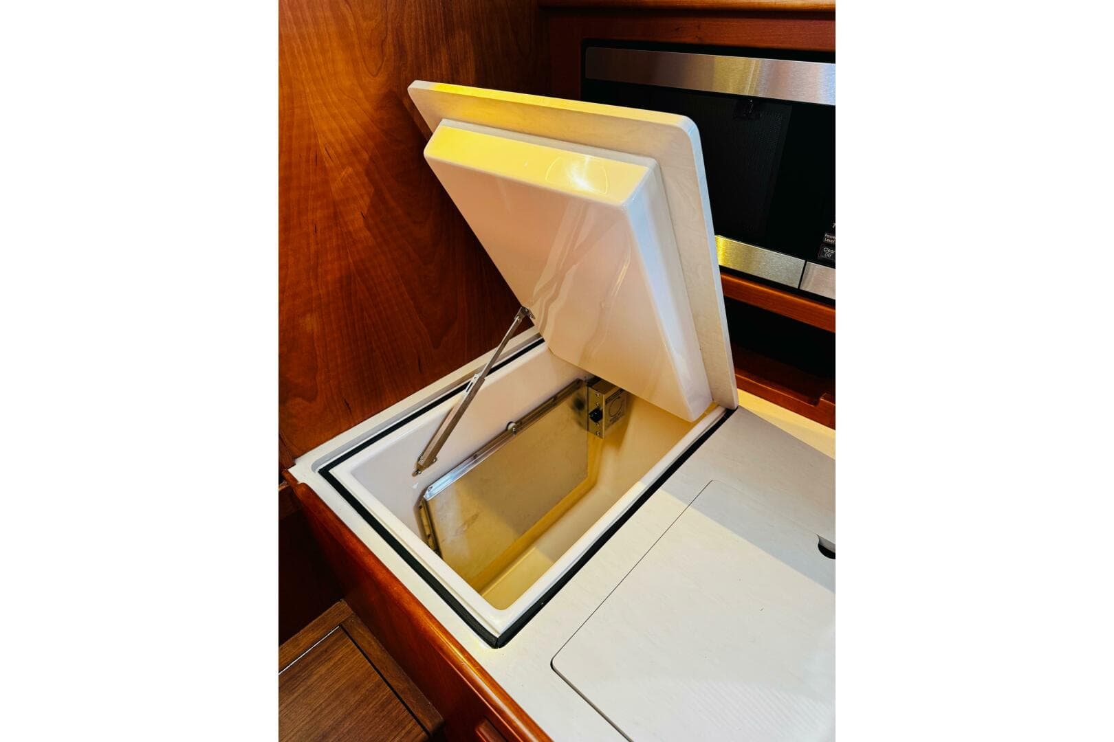 2012 Hinckley Picnic Boat MKIII