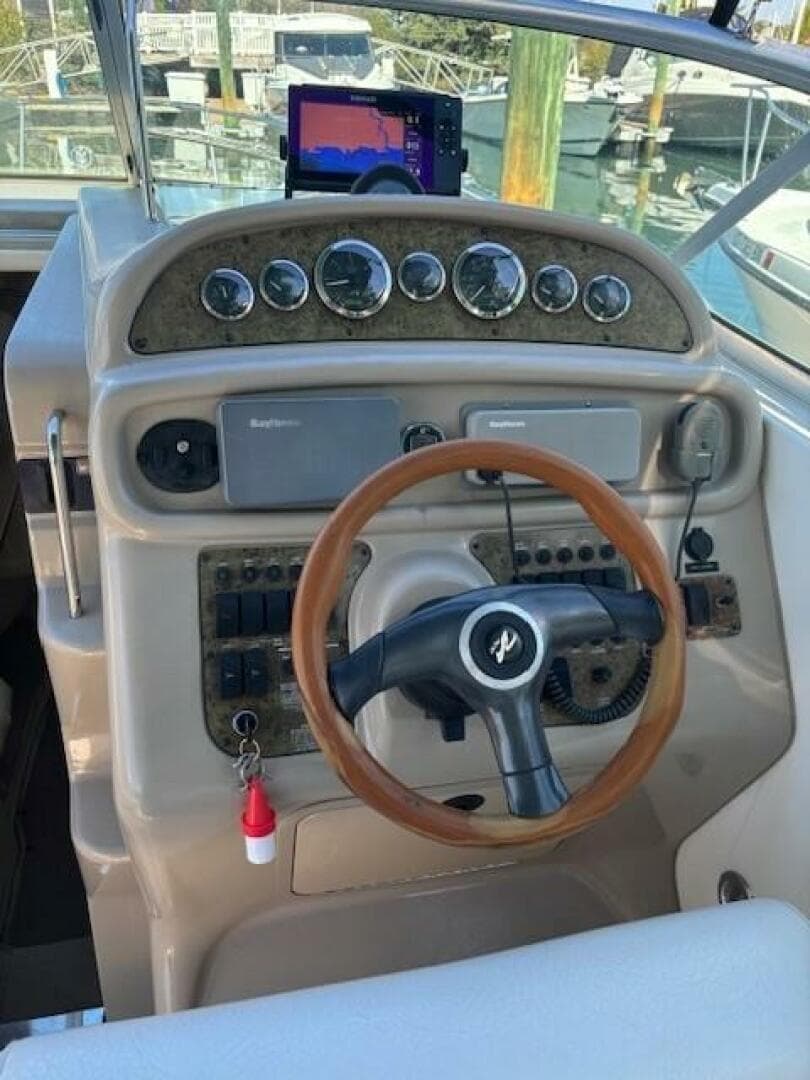 2000 Sea Ray 270 Sundancer