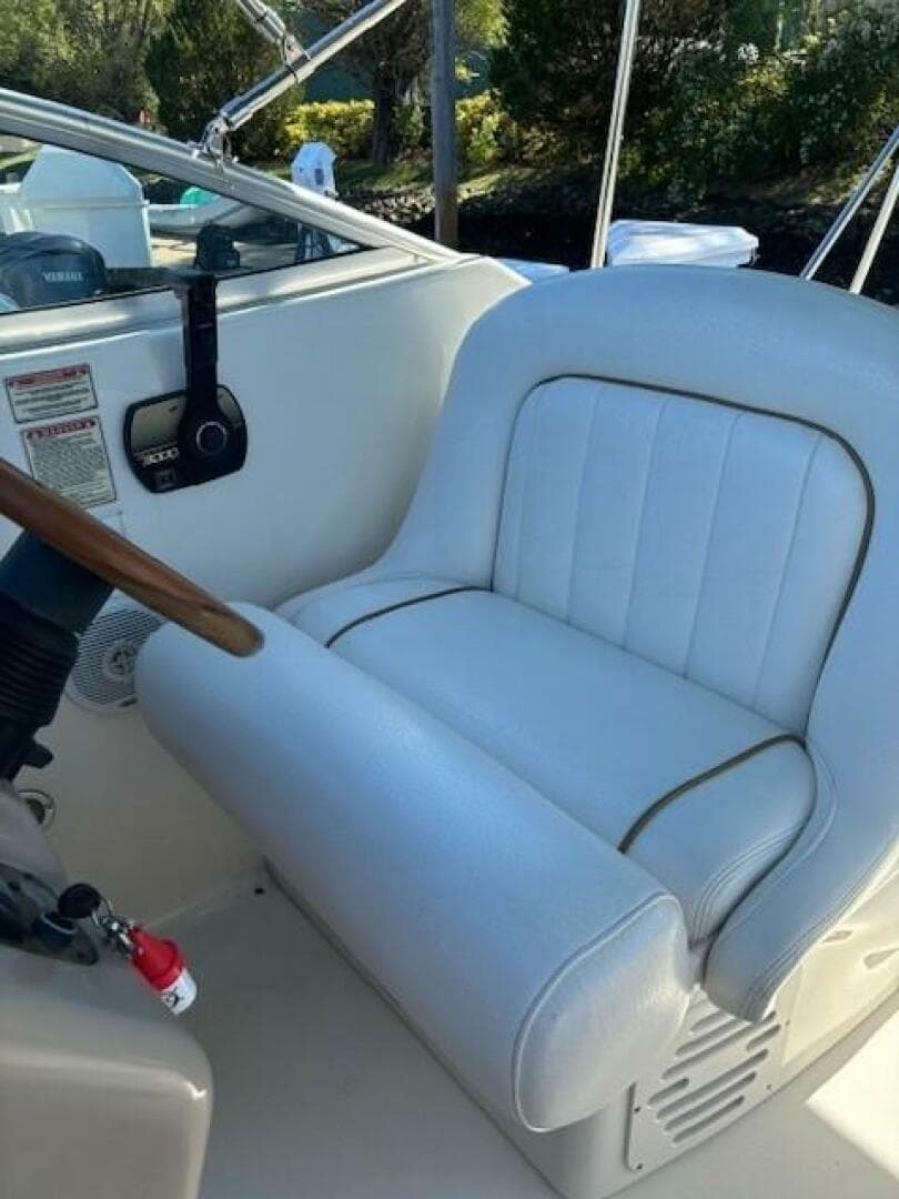 2000 Sea Ray 270 Sundancer