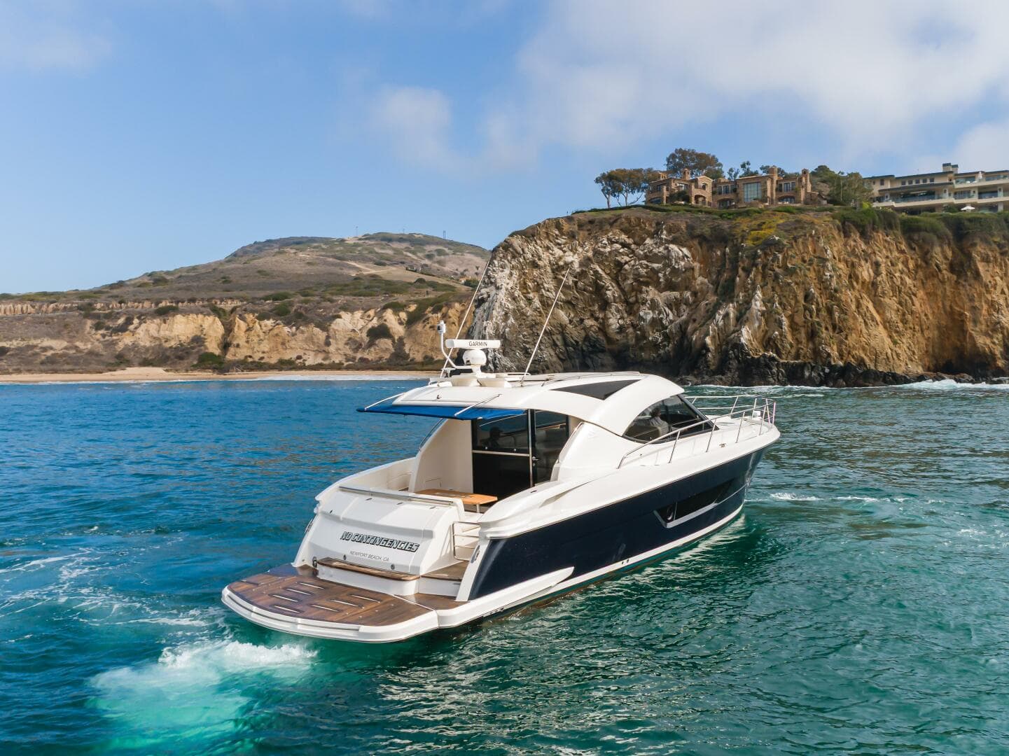 2012 Riviera 44 Sport Yacht