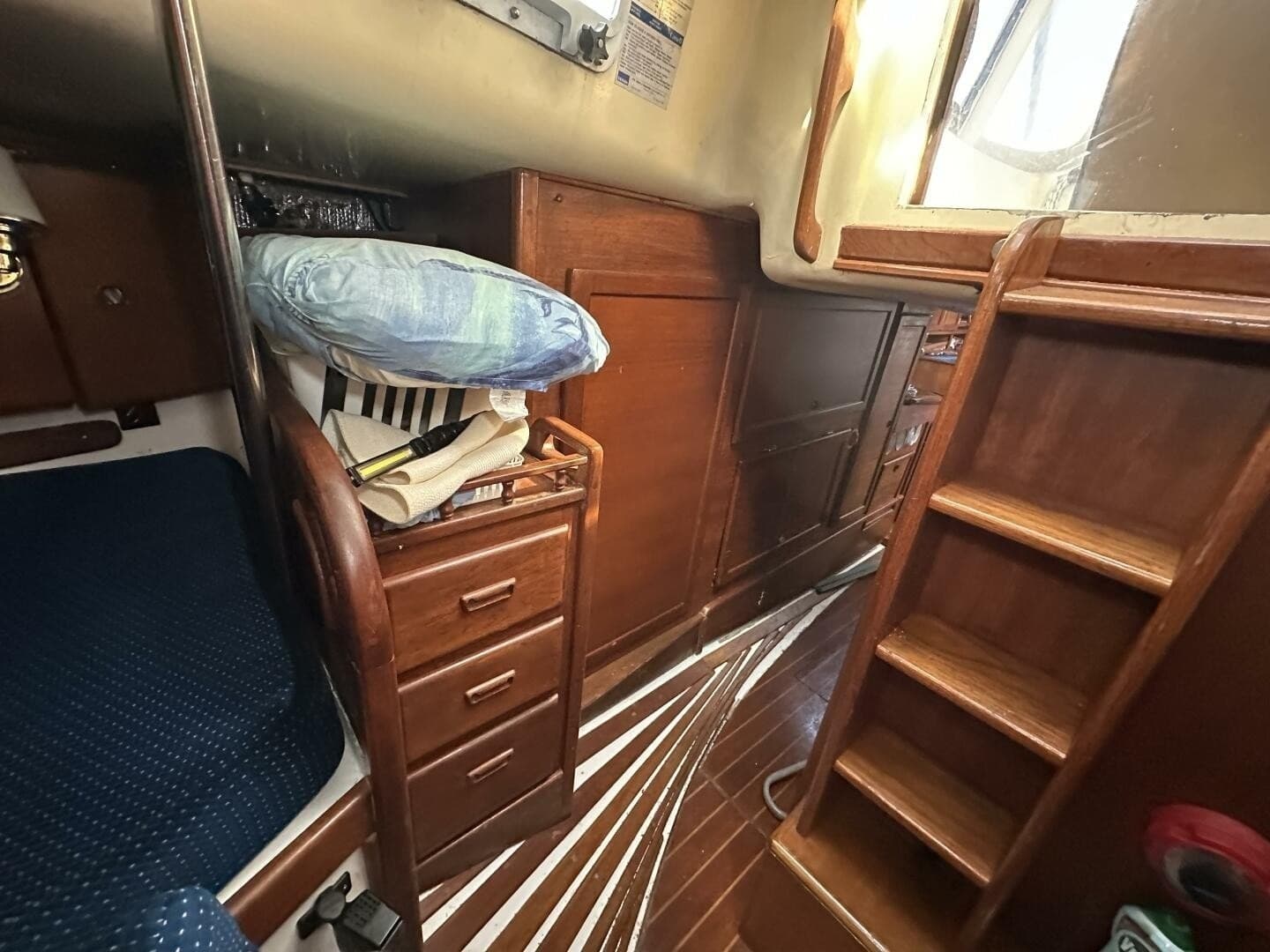 1979 Hughes 3910