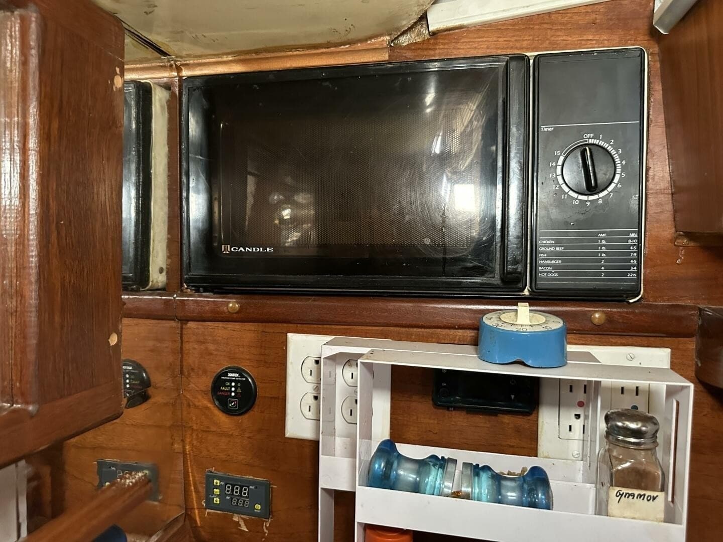 1979 Hughes 3910