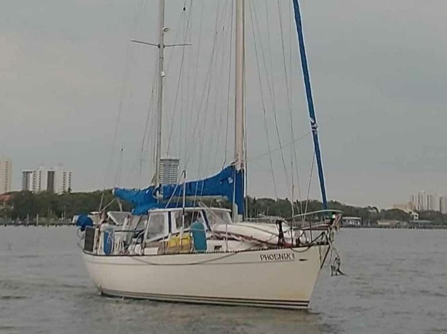 1979 Hughes 3910