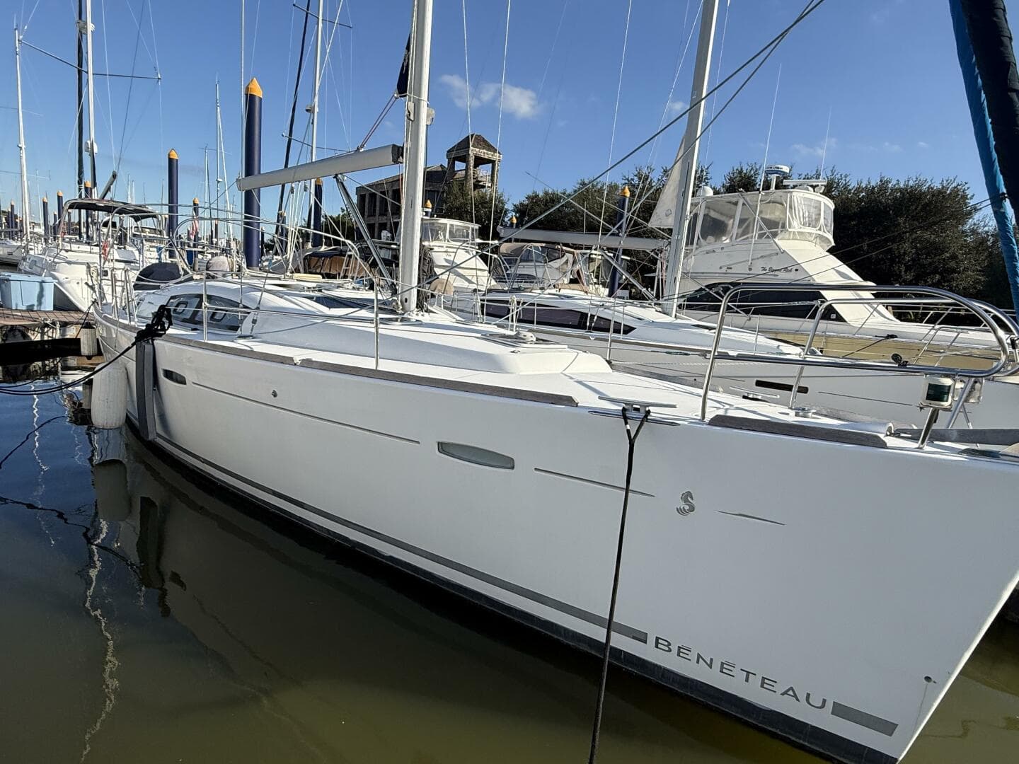 2008 Beneteau Oceanis 43