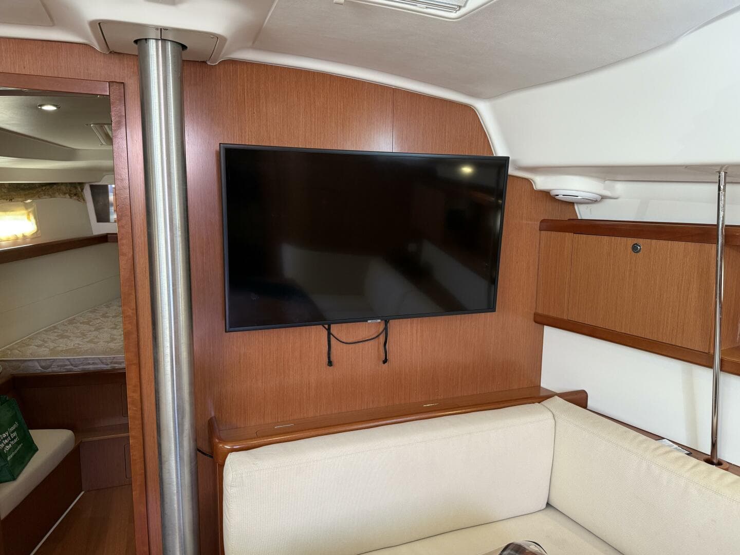 2008 Beneteau Oceanis 43