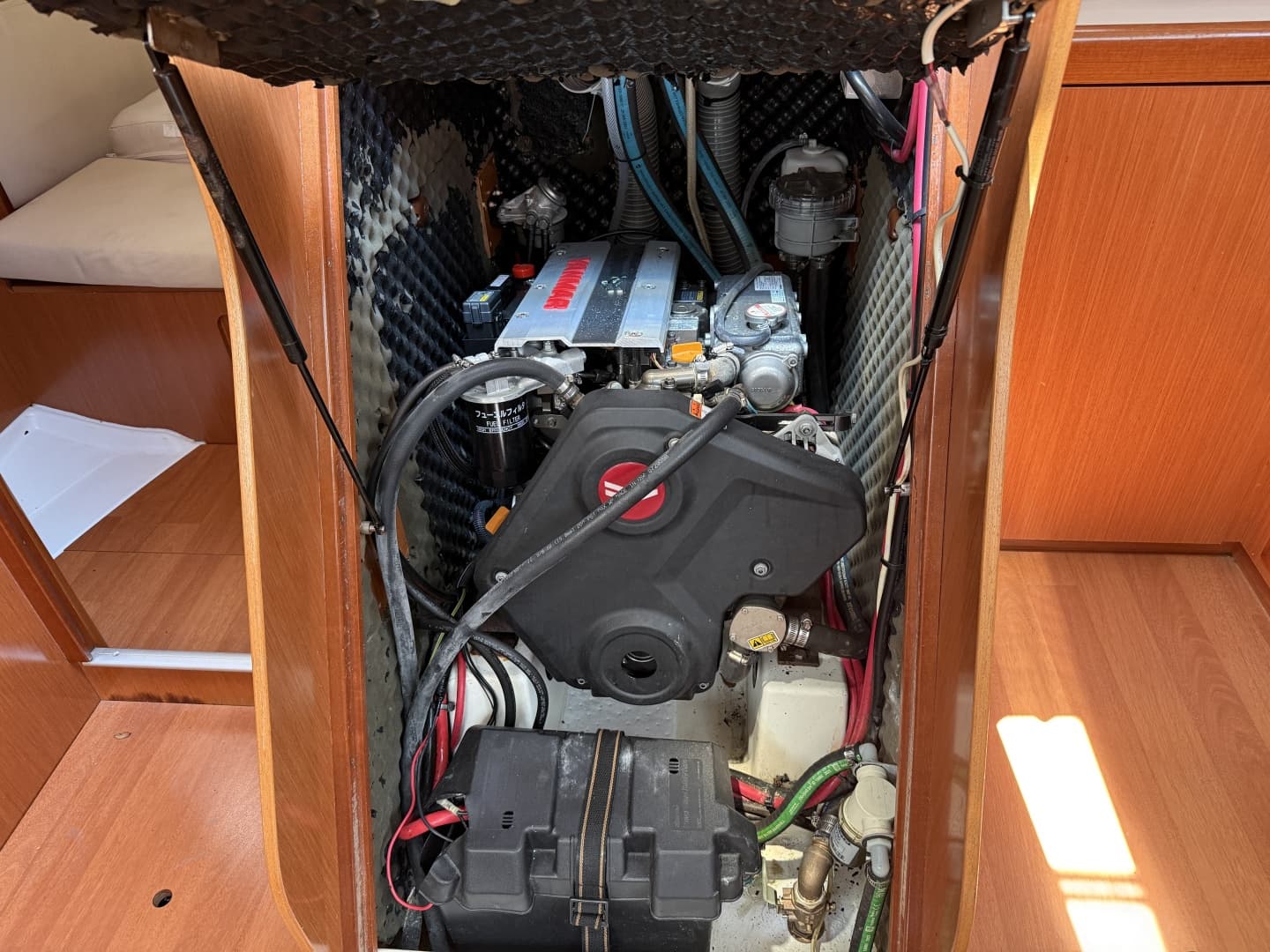 Beneteau 43