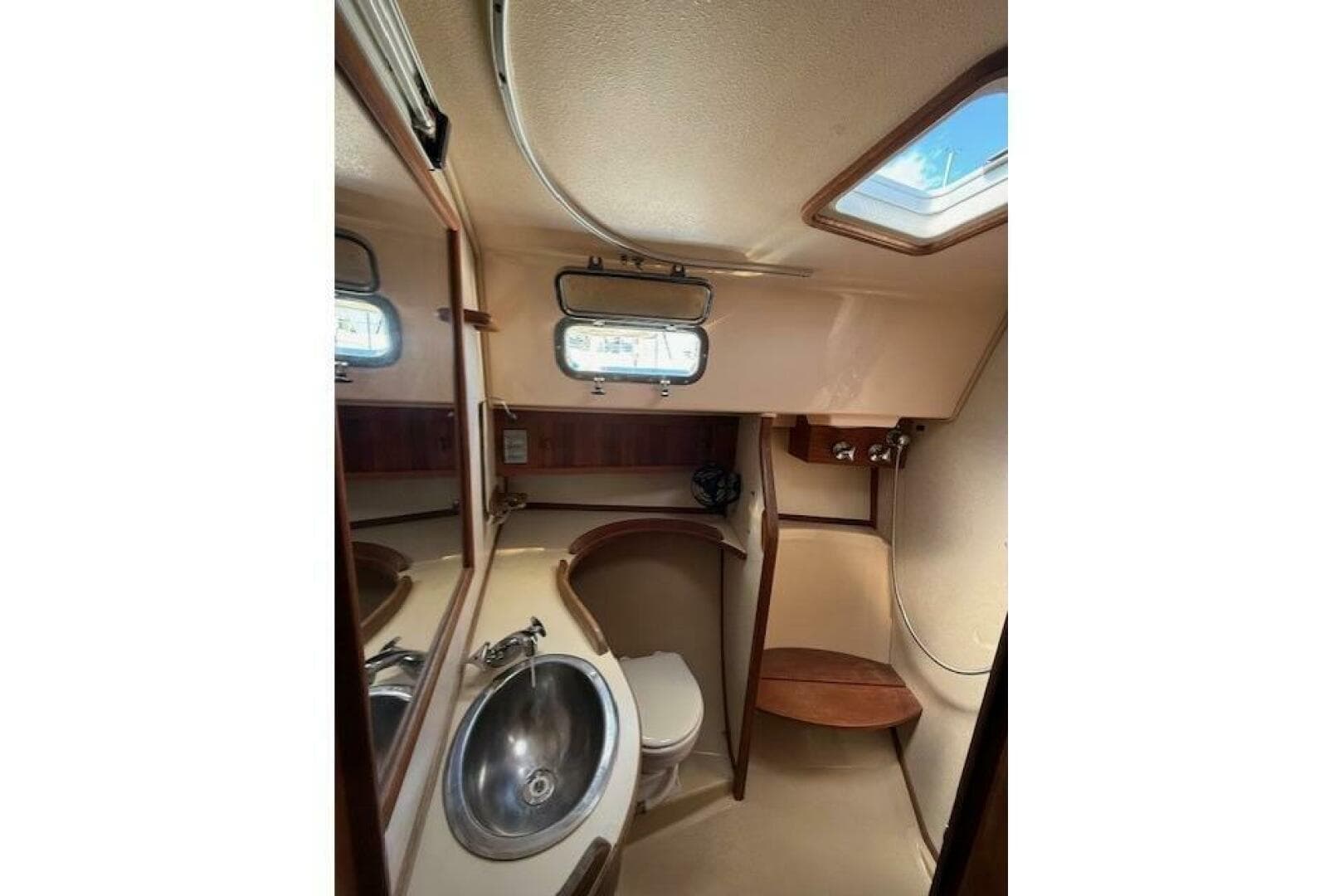 1997 Island Packet 37