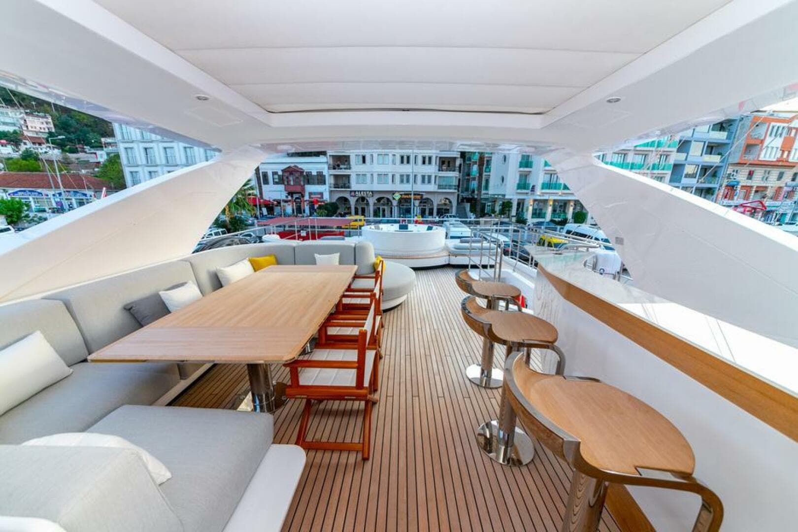 2019 Azimut Grande 27M