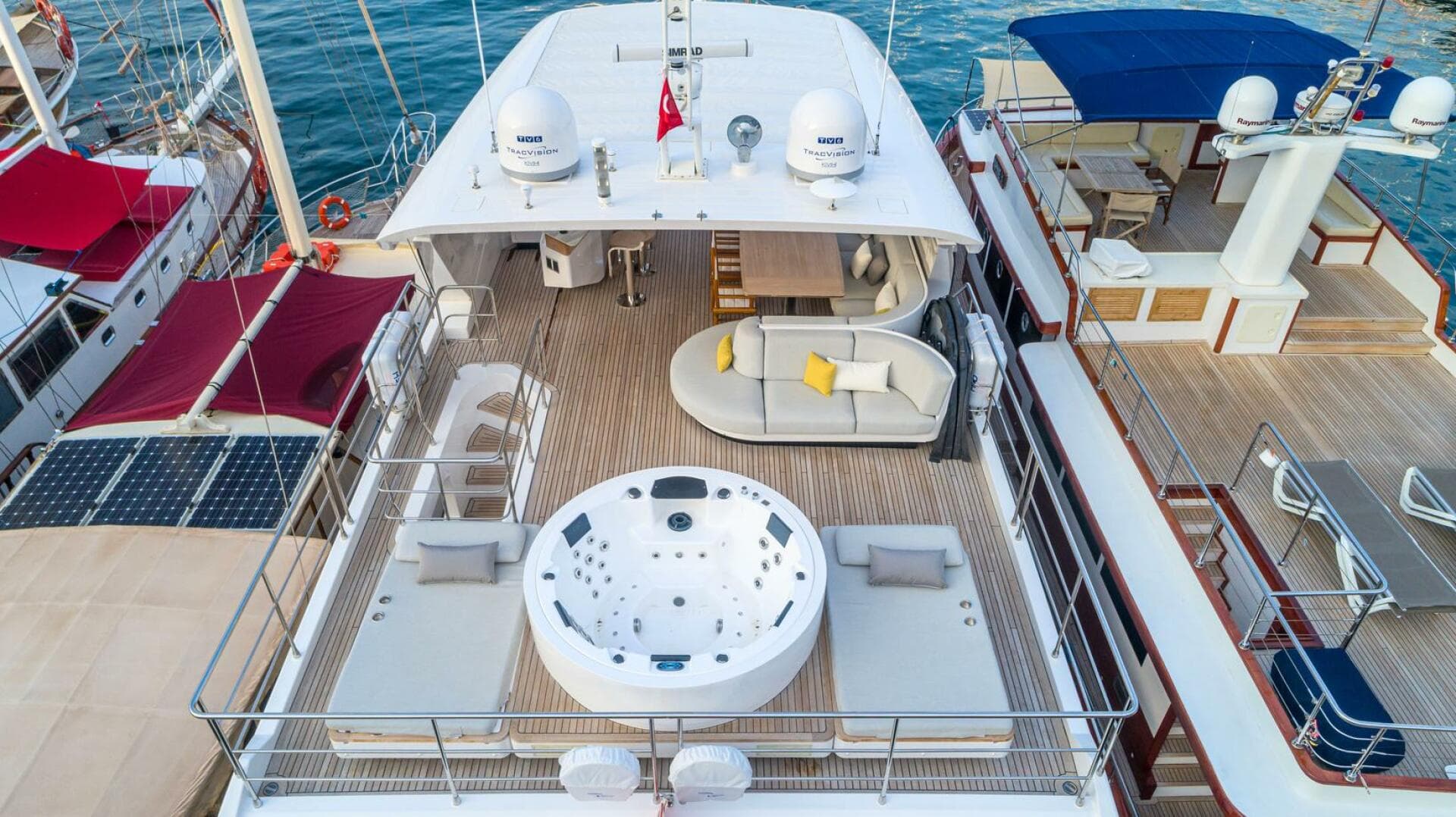 2019 Azimut Grande 27M