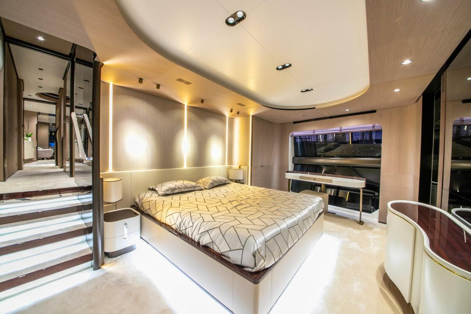 2019 Azimut Grande 27M