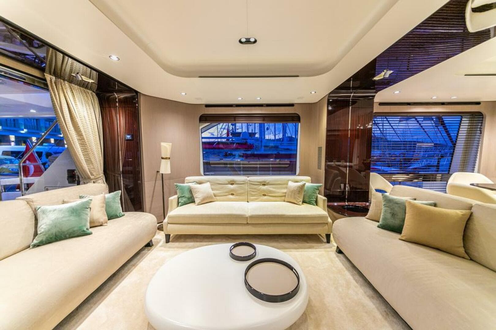 2019 Azimut Grande 27M