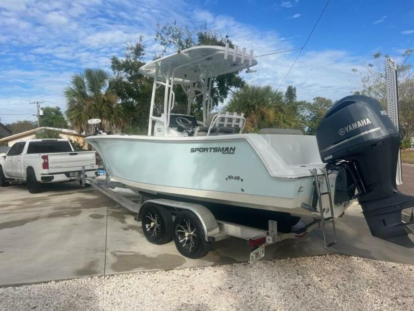 2021 Sportsman Open 232 Center Console