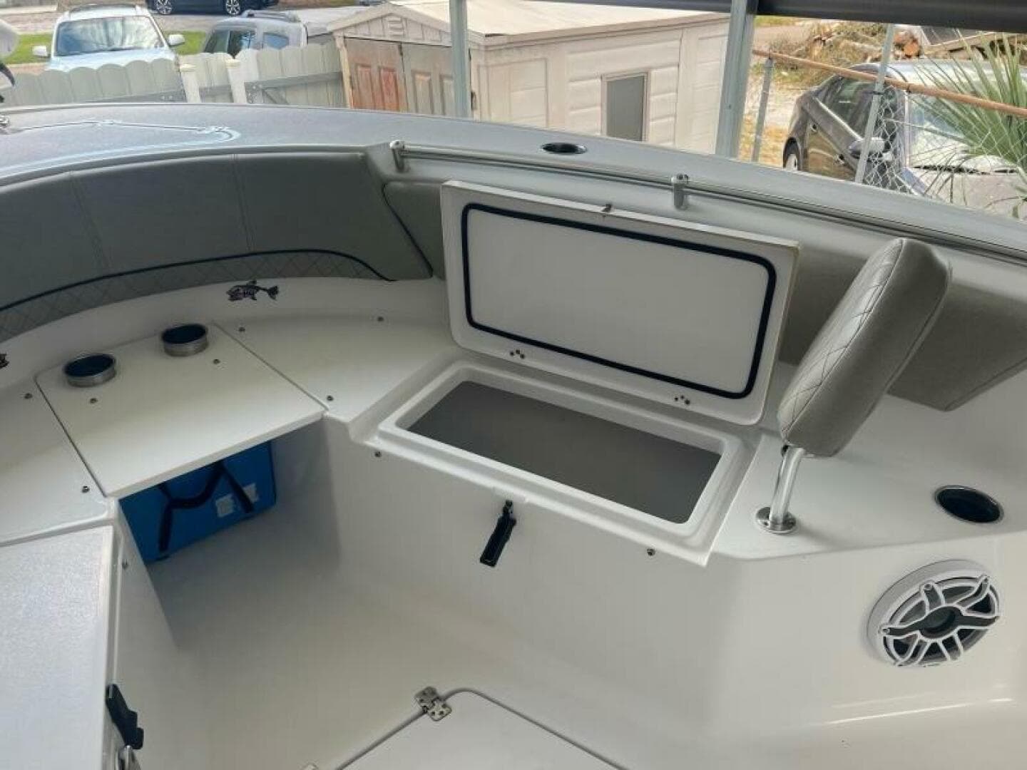 2021 Sportsman 232 Platinum Center Console