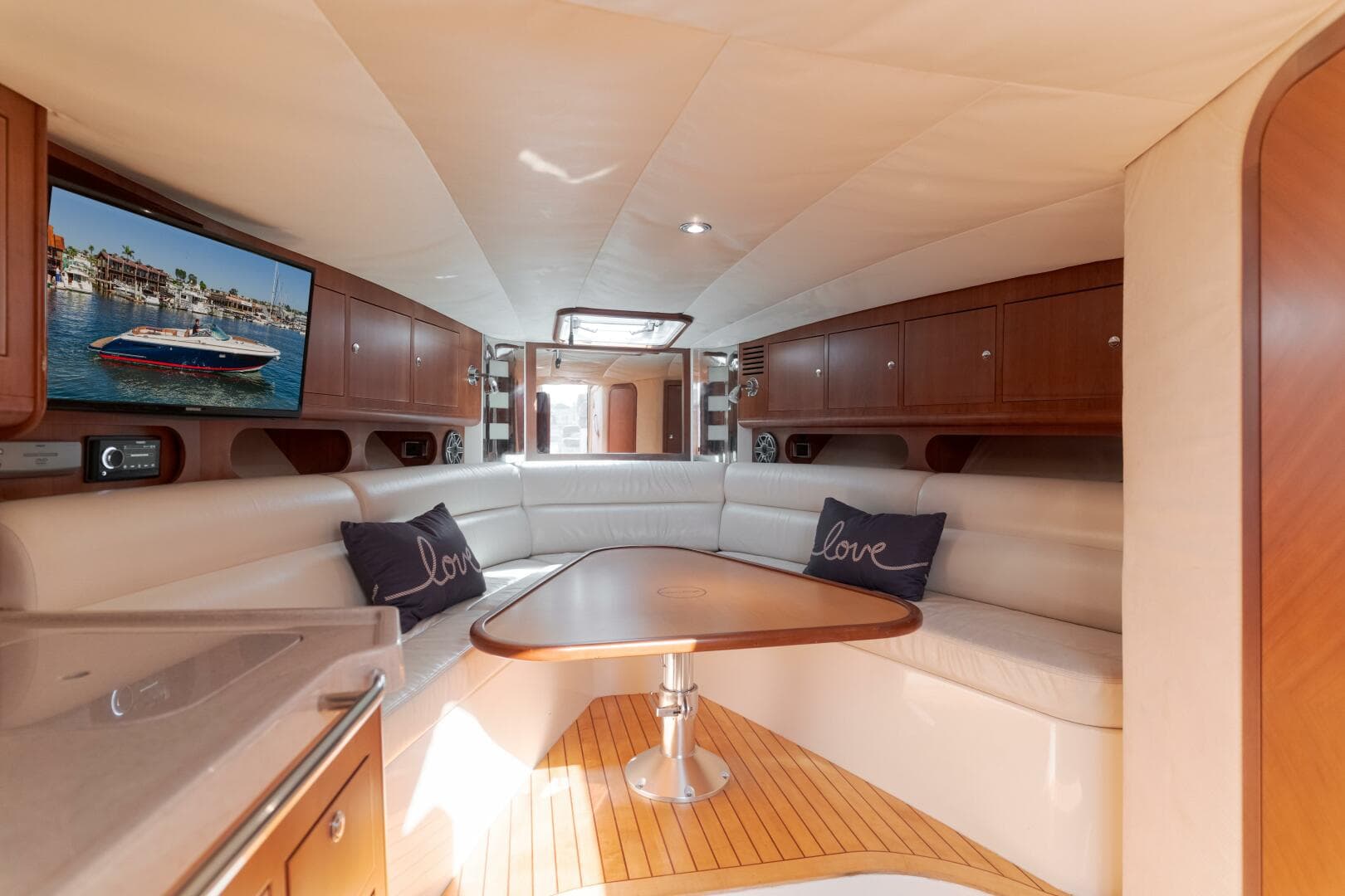 2006 Chris-Craft Corsair 36