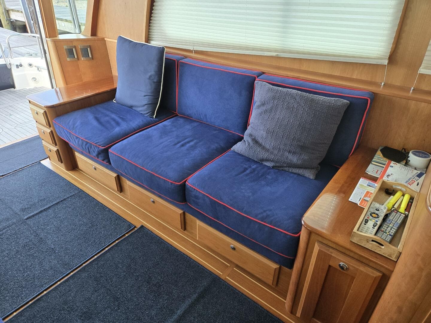 2017 Sabre 48 Flybridge