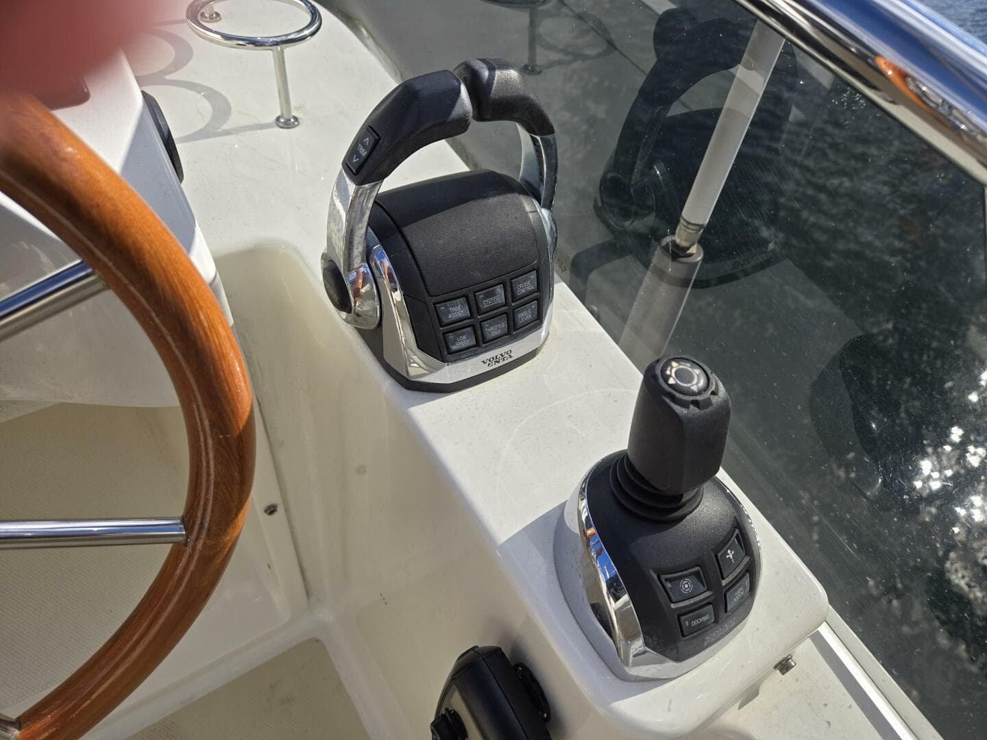 2017 Sabre 48 Flybridge