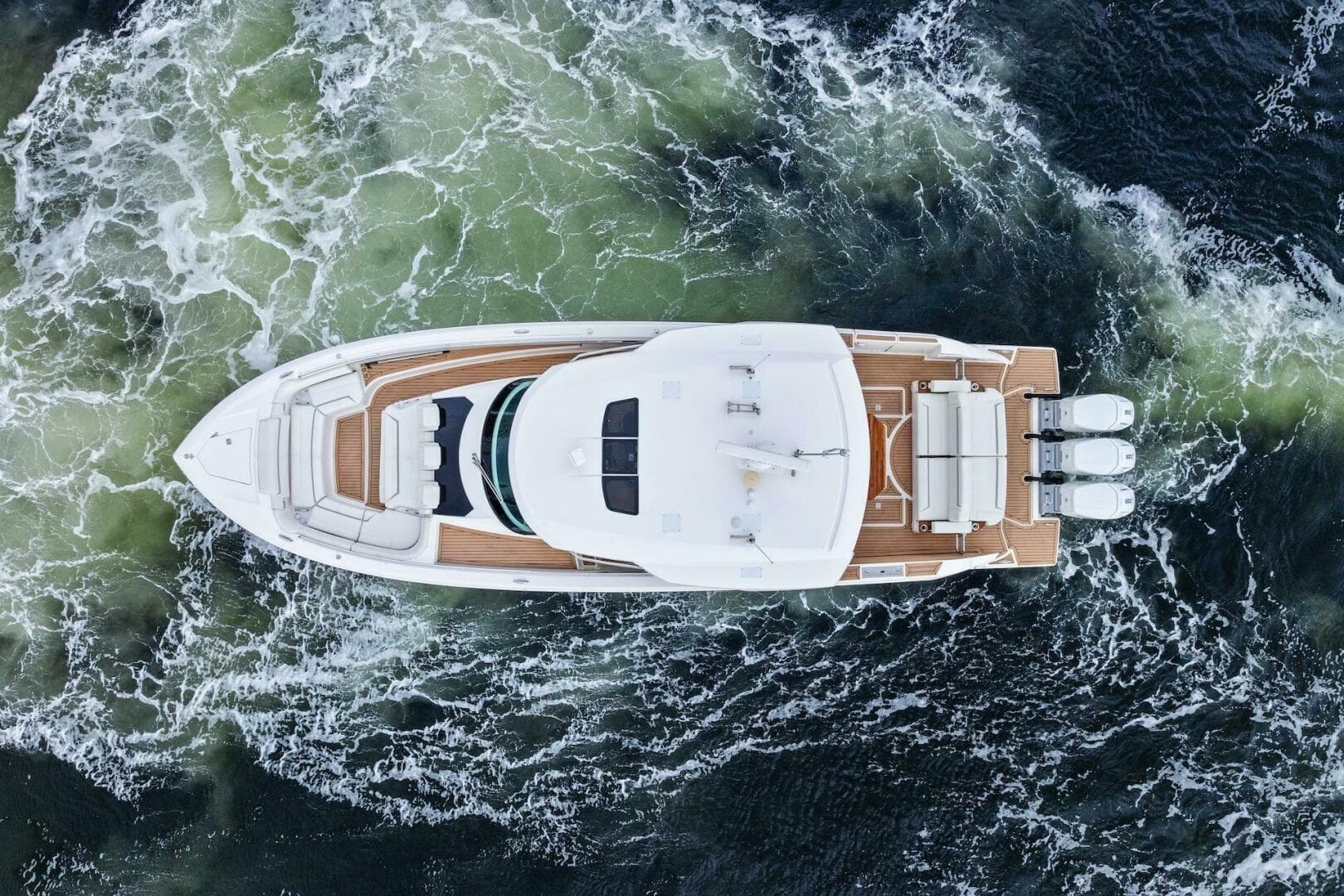 2023 Tiara Yachts 48 LS