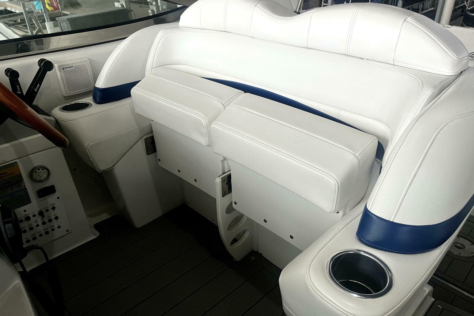 2005 Formula 34 Performance Cruiser