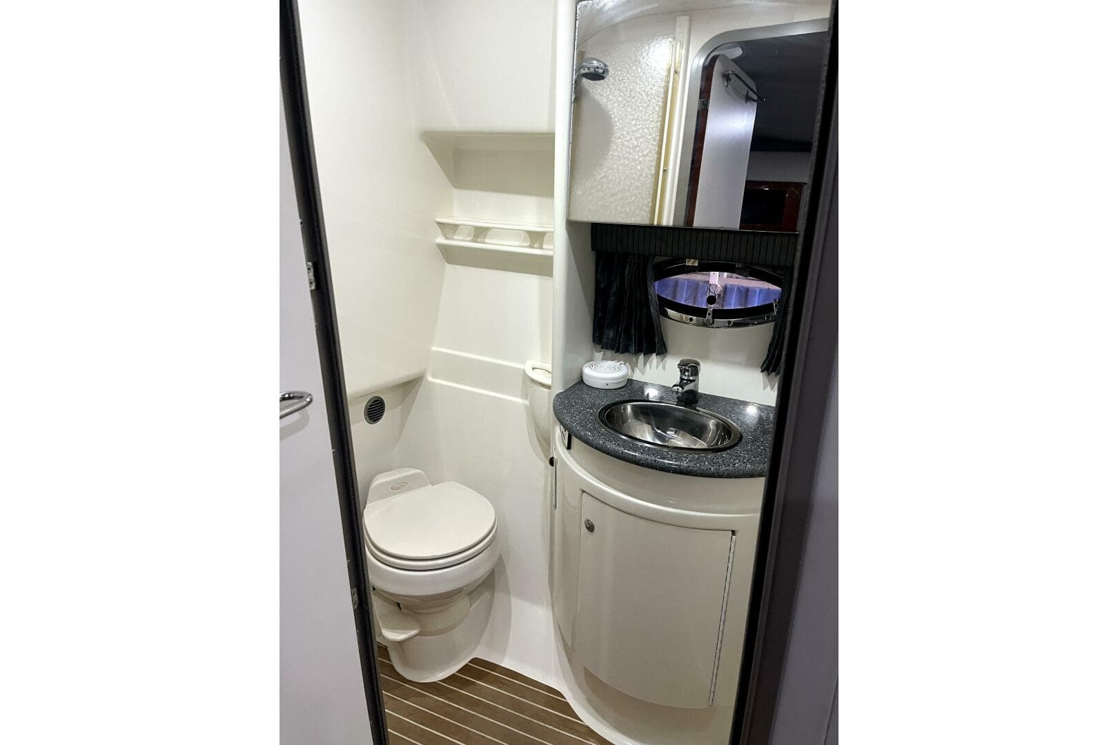 2005 Formula 34 Performance Cruiser