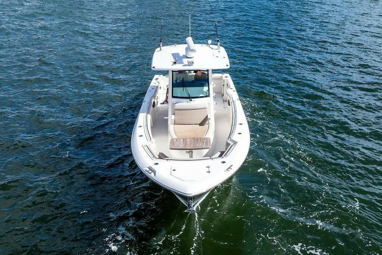 2018 Boston Whaler 330 Outrage