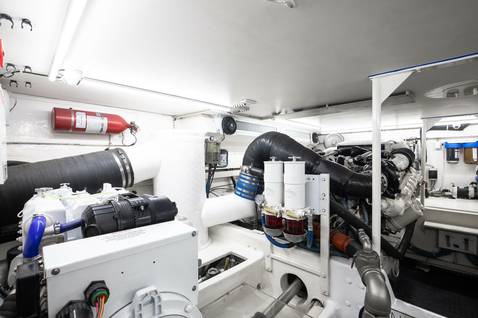 1998 Viking 58 Convertible