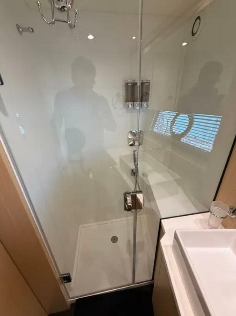 2017 Sunseeker 68 Predator