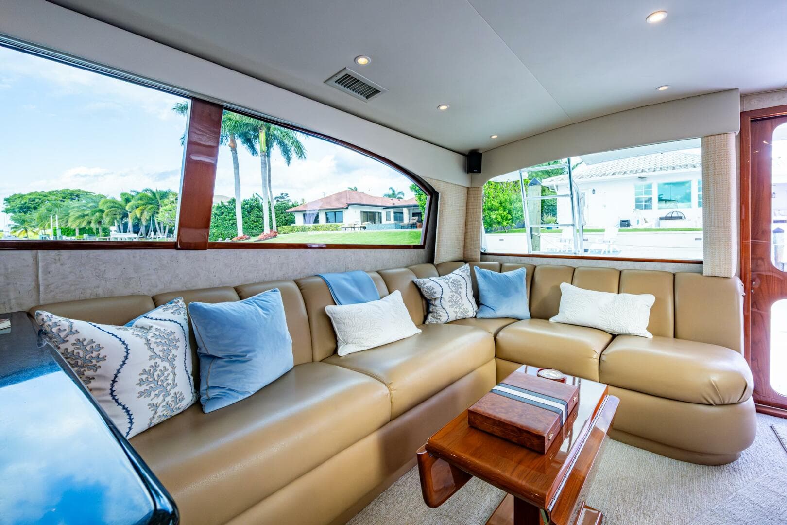 2004 Egg Harbor 43 Sport Fisherman