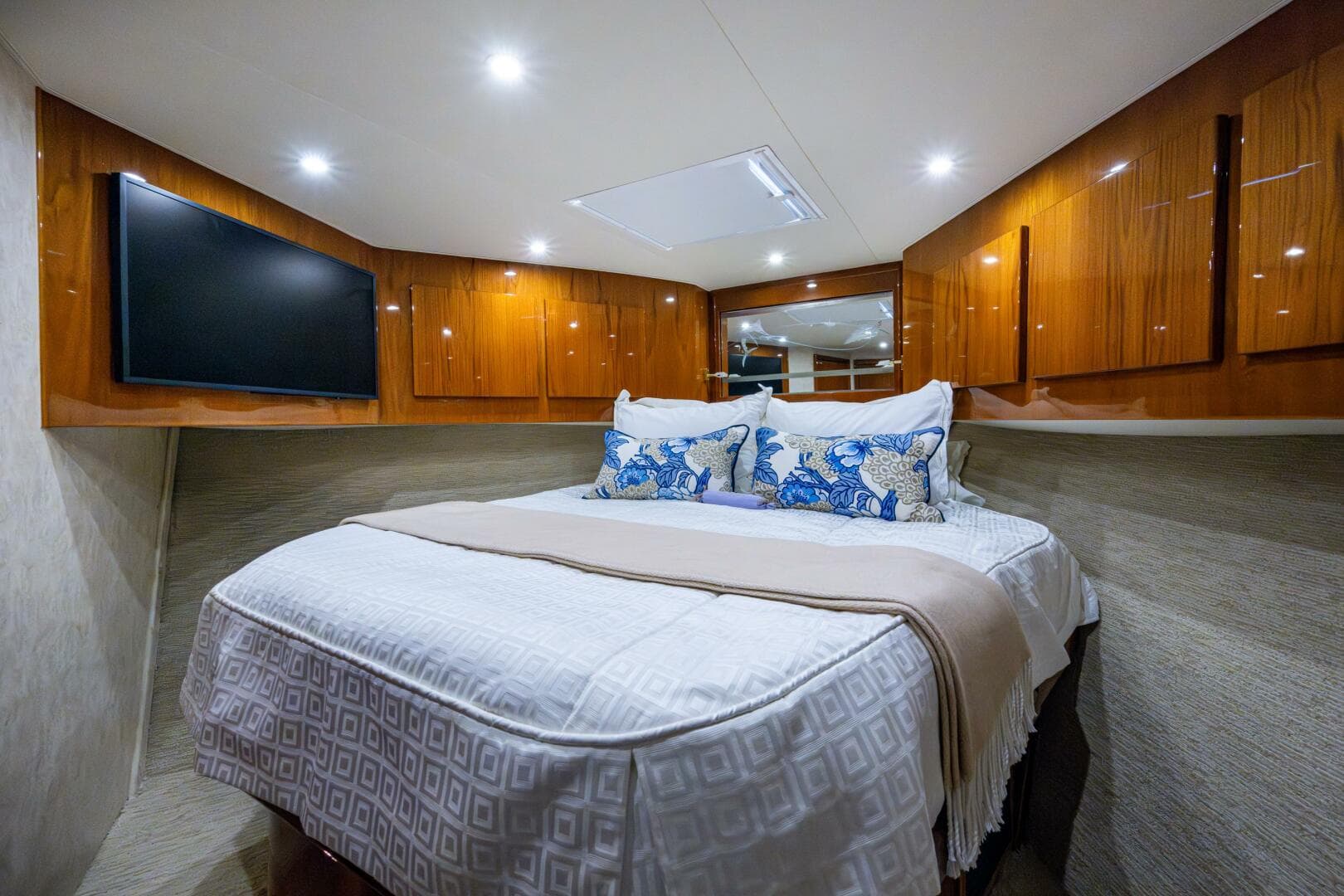 2004 Egg Harbor 43 Sport Fisherman