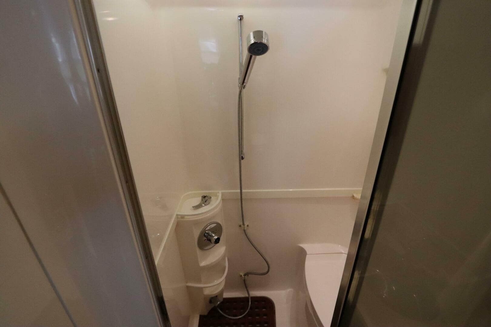 2012 Intrepid 430 Sport Yacht