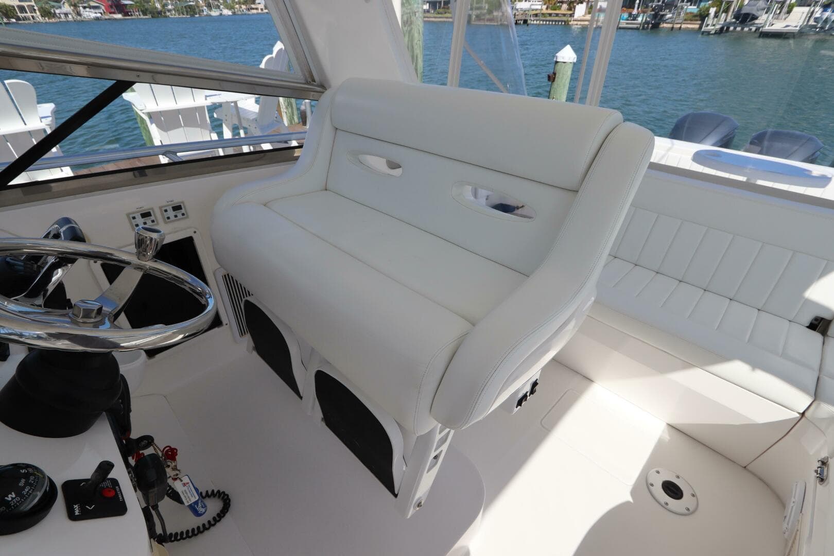 2012 Intrepid 430 Sport Yacht