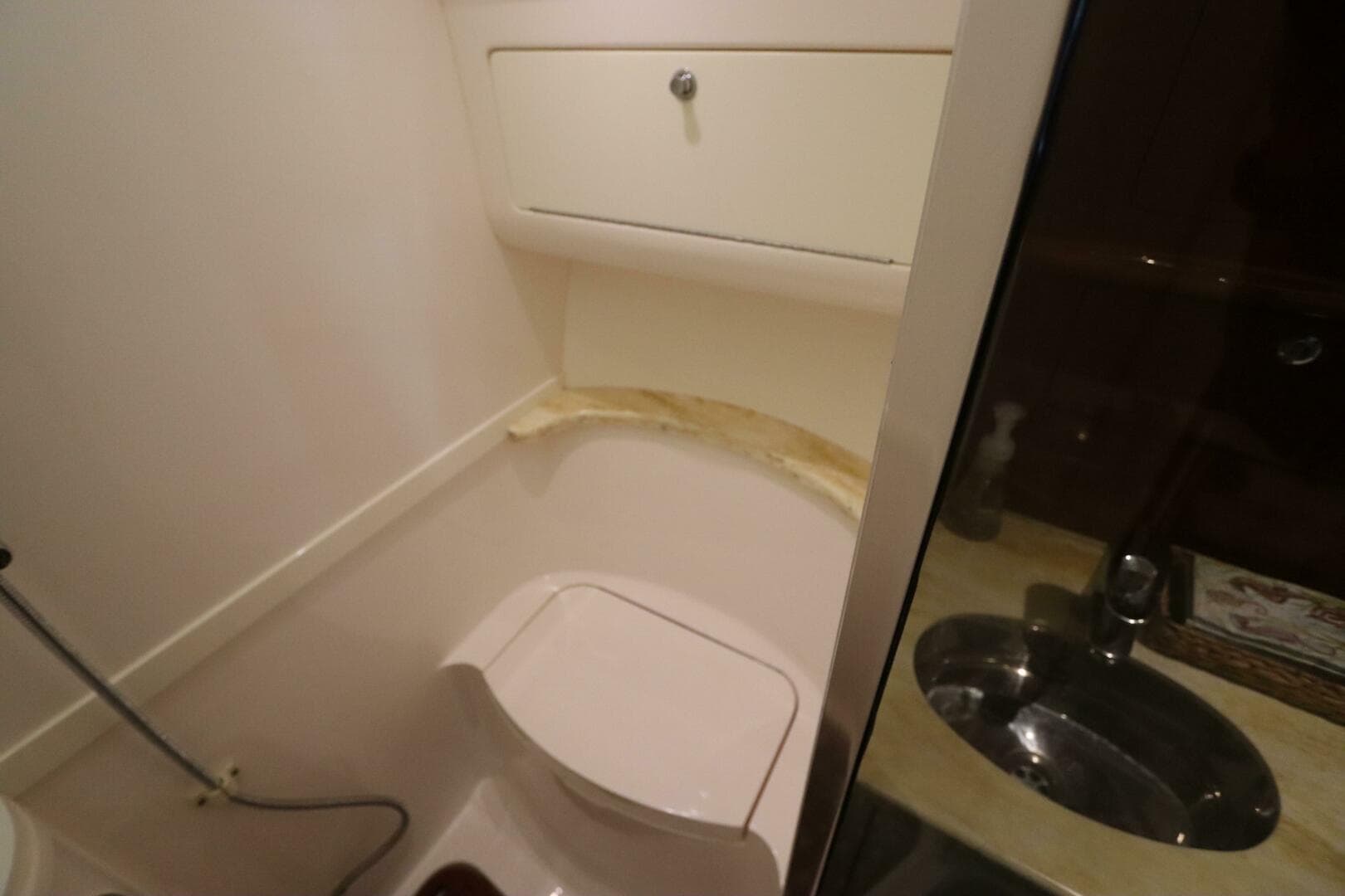 2012 Intrepid 430 Sport Yacht