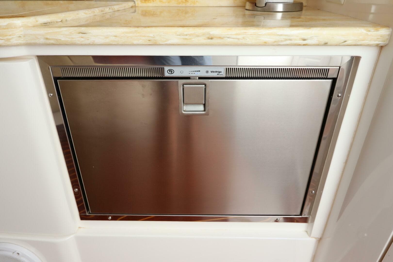 2012 Intrepid 430 Sport Yacht