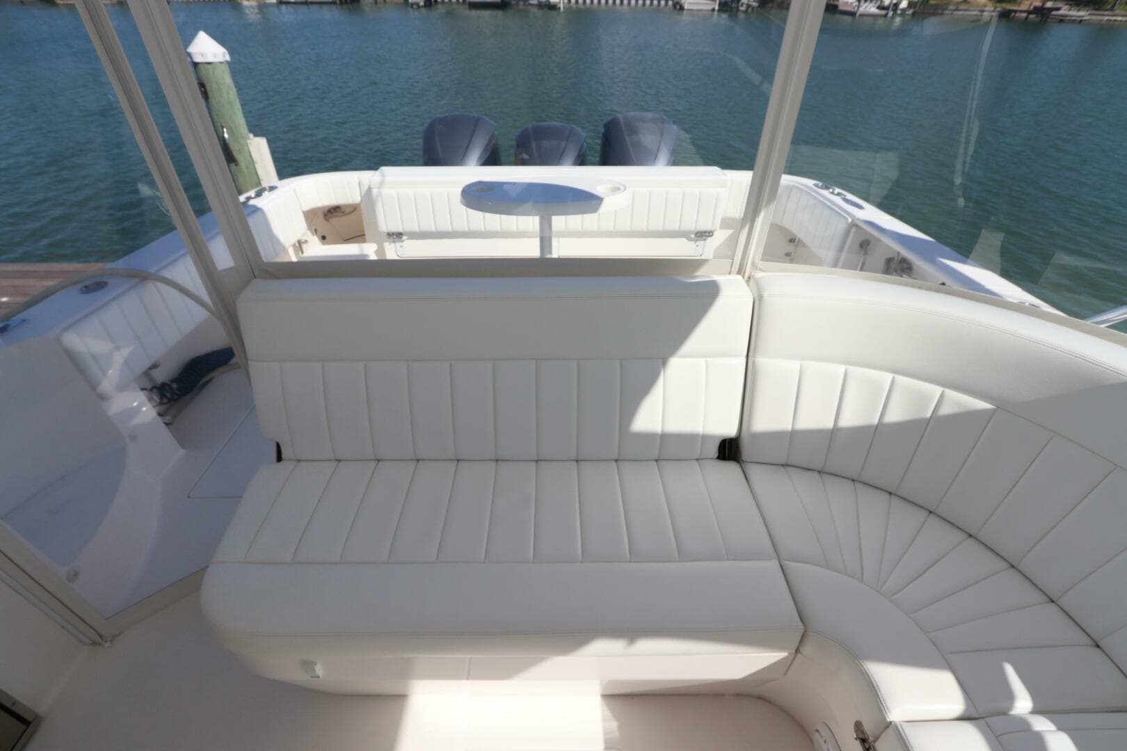 2012 Intrepid 430 Sport Yacht