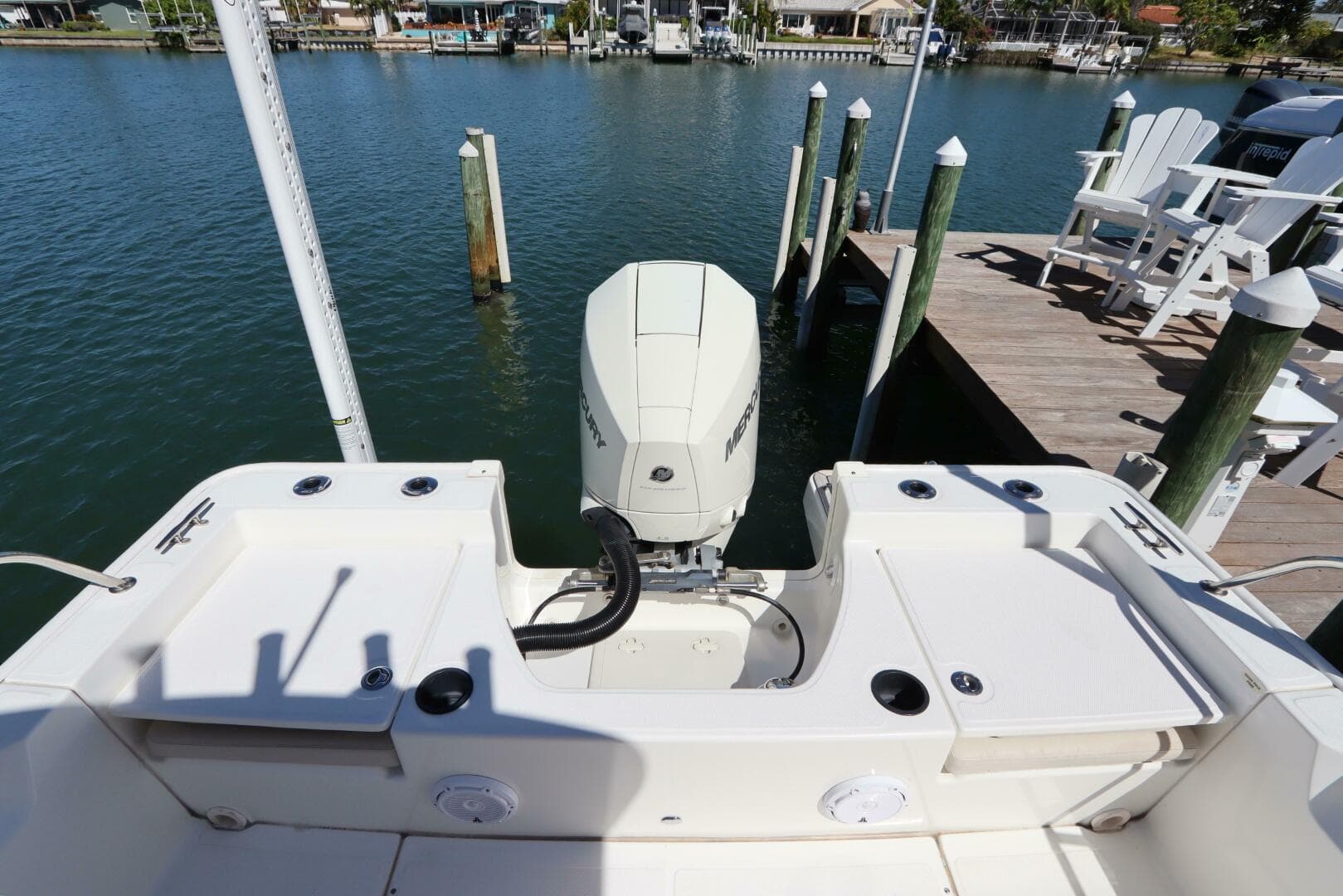 2019 Boston Whaler 210 Montauk