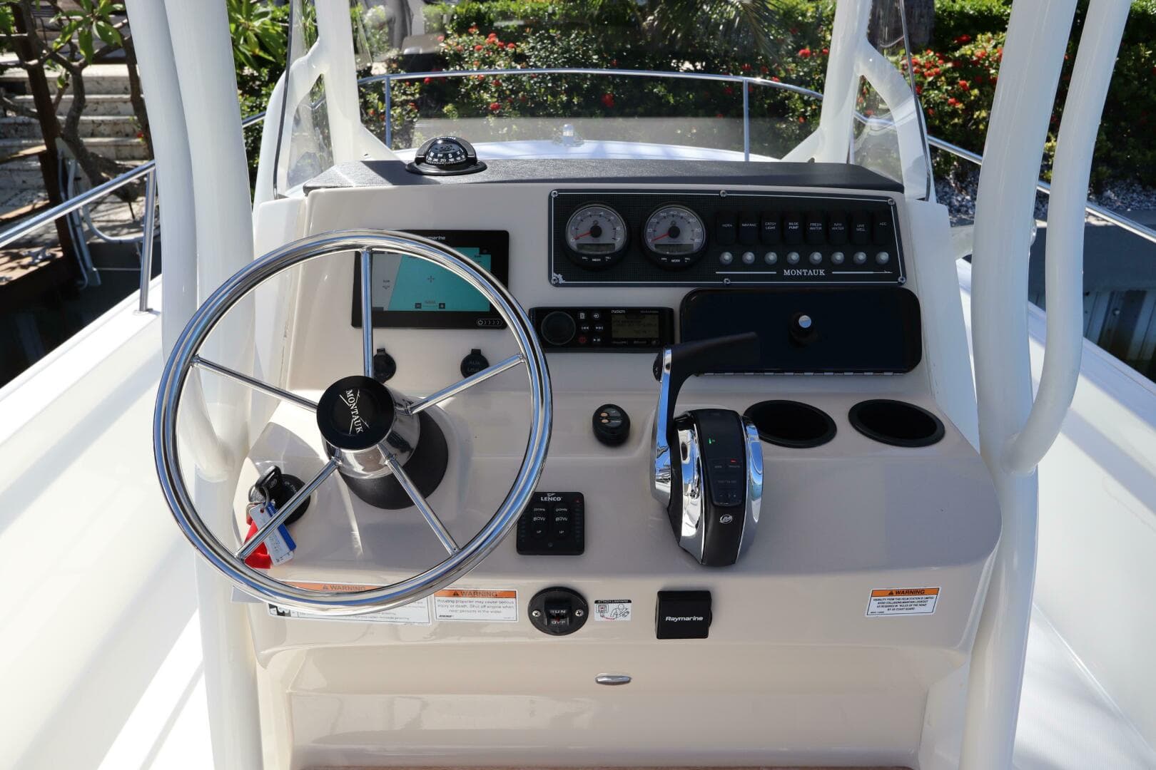 2019 Boston Whaler 210 Montauk