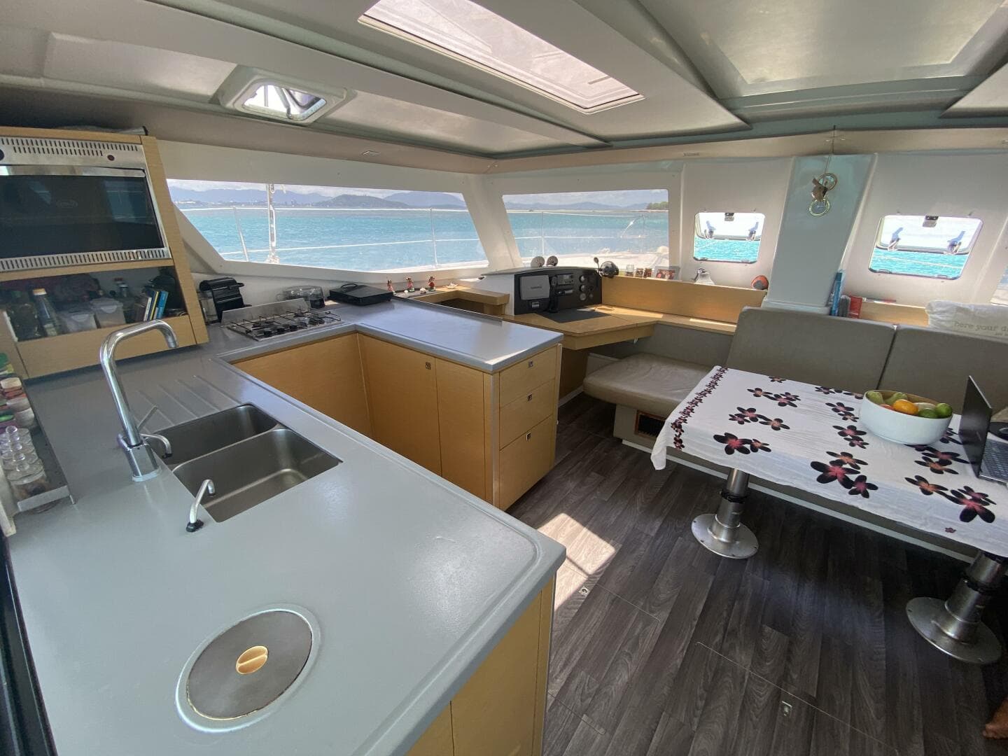 2014 Fountaine Pajot Hélia 44